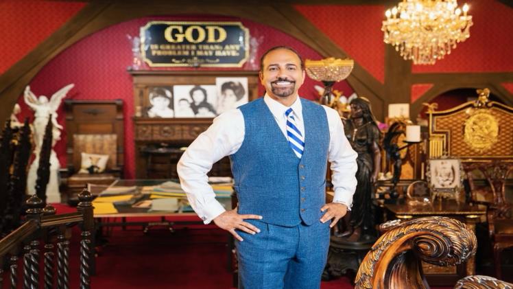 King Aminpour Net Worth 2023 | Age, Height, Weight, Wife and More