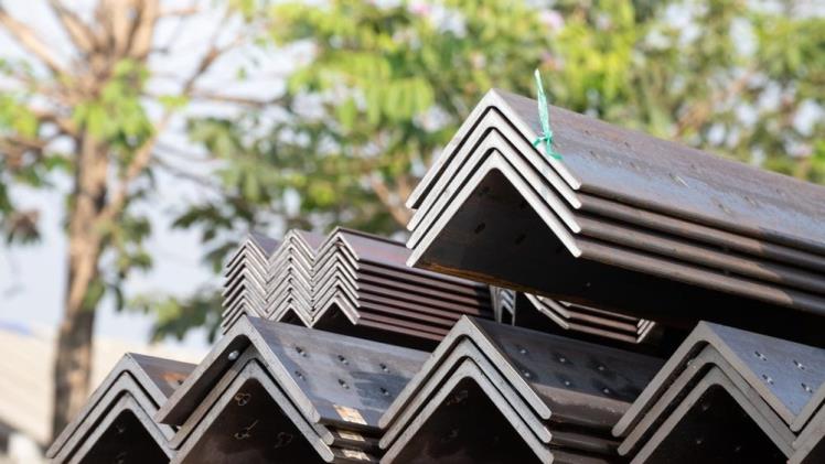 Streamlining Construction Projects: Why Steel Angle Bars are Key to Efficiency