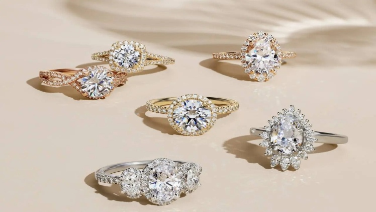 How Can Customization Reflect Your Personal Love Story in a 1.5 Carat Diamond Ring?